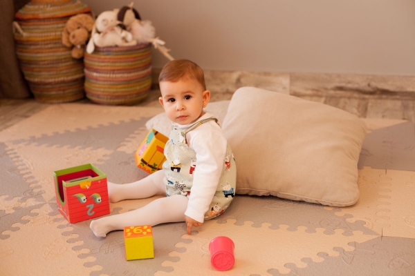 Desierto escucha Esmerado Alfombra goma EVA beige/gris LÜBABYMATS | Segurbaby