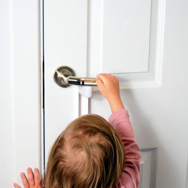 Cómo utilizar el bloqueo de puertas para niños?